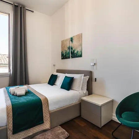 Appartement Noe Luxe With Parking On Request Florence