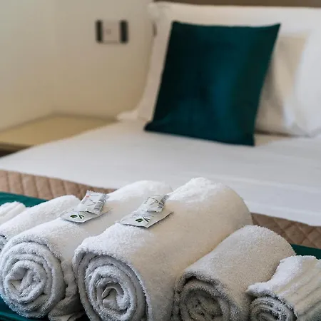 Noe Luxe With Parking On Request Daire *