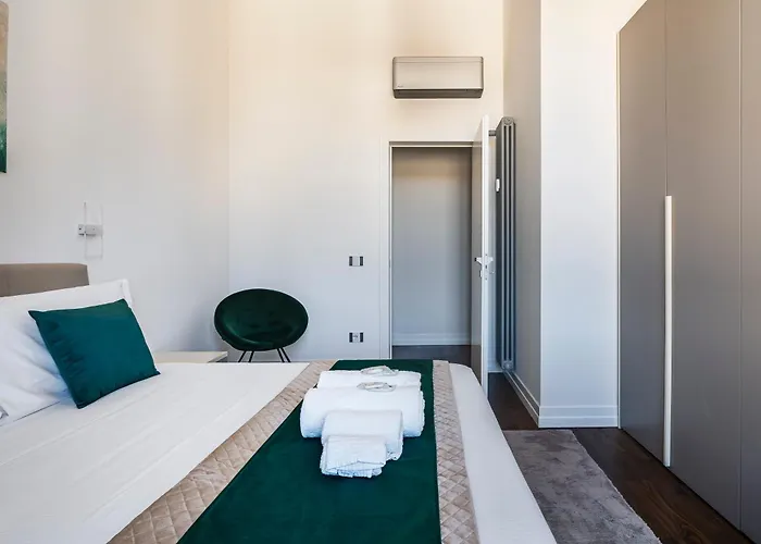Noe Luxe With Parking On Request Apartment Florenz
